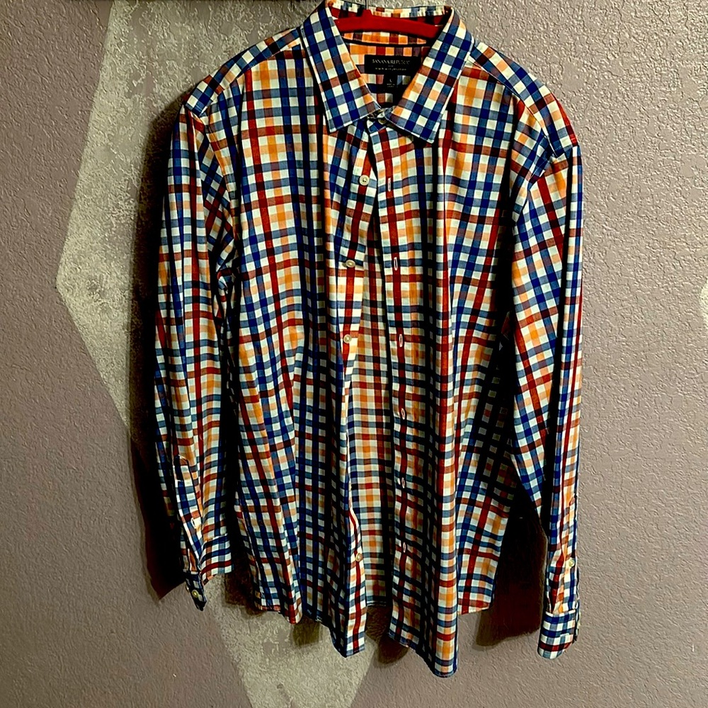 Banana Republic
Large long sleeve button up